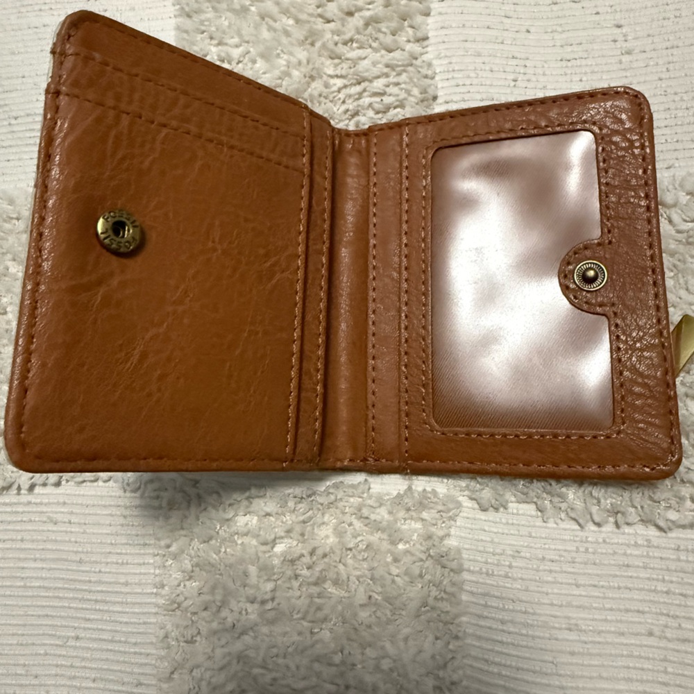 Fossil Blue and Pink Wallets with Vibrant Design - Picture 3 of 4